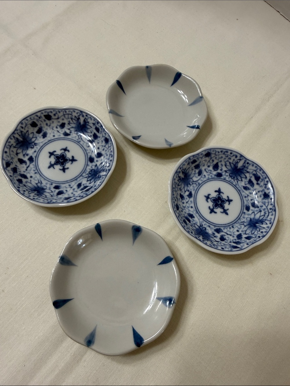 Vtg Japanese Arita Sozan Kiln Mamezara Blue White Sushi Soy Sauce Dipping Bowls